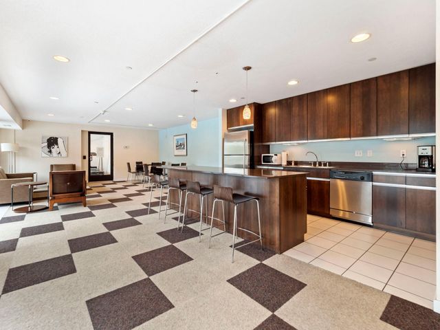 48 Groveland Terrace B307, Minneapolis, MN 55403