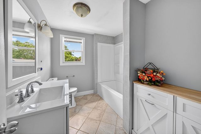 89 Cornell, New Bedford, MA 02740