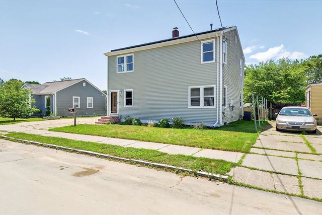 89 Cornell, New Bedford, MA 02740