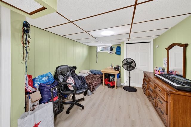 89 Cornell, New Bedford, MA 02740