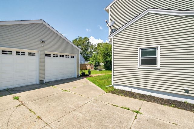 89 Cornell, New Bedford, MA 02740