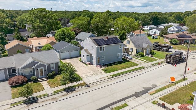 89 Cornell, New Bedford, MA 02740