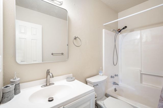 2024 Walter Street SE, Albuquerque, NM 87102
