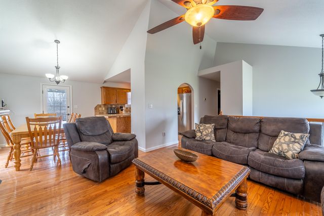 107 Raven Drive, Berea, KY 40403