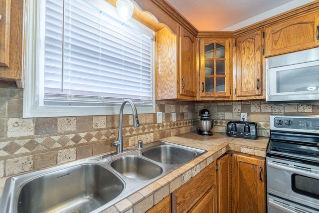 107 Raven Drive, Berea, KY 40403