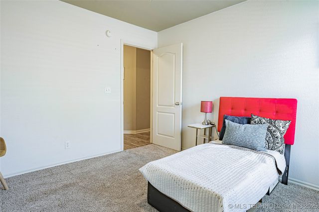 10473 E 143rd Court N, Collinsville, OK 74021