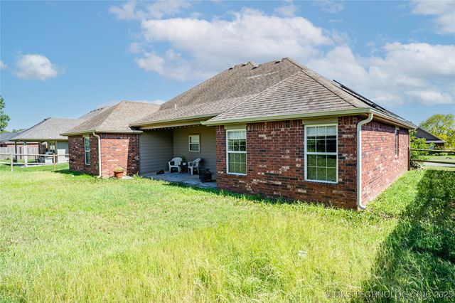 10473 E 143rd Court N, Collinsville, OK 74021