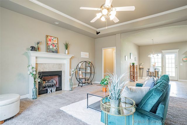 10473 E 143rd Court N, Collinsville, OK 74021