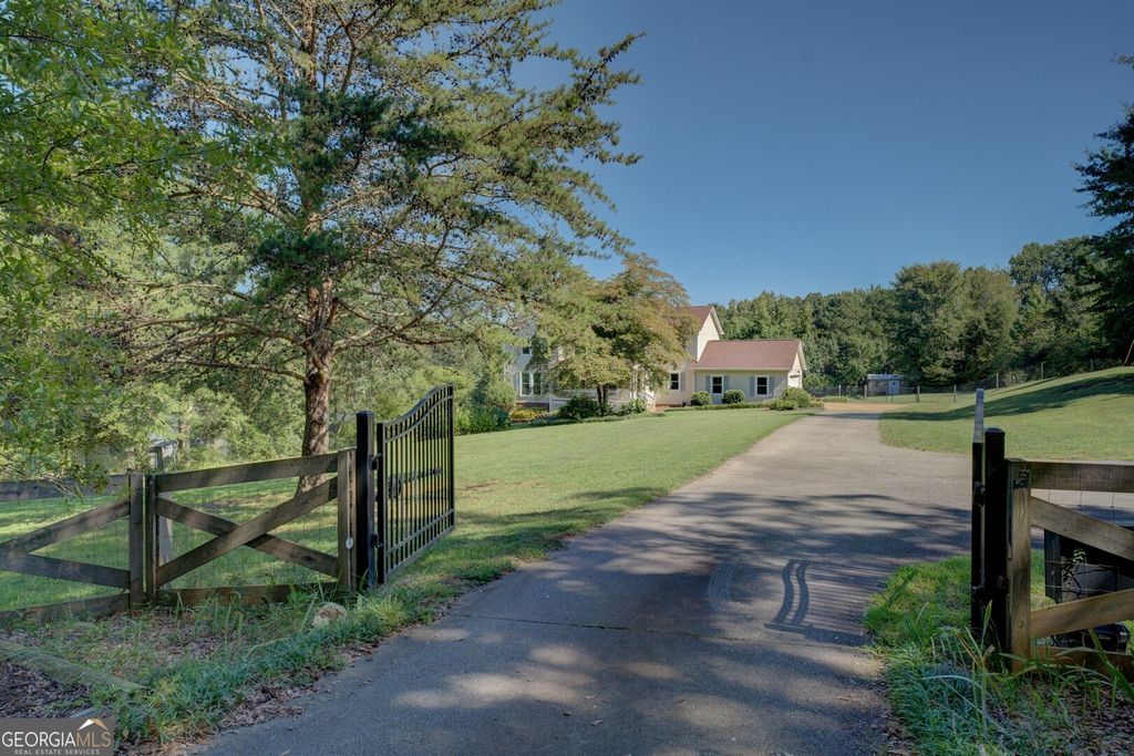 369 Parker Road, Mcdonough, GA 30252