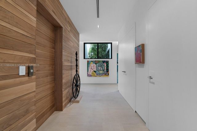 4780 SW 86th Ter, Miami, FL 33143