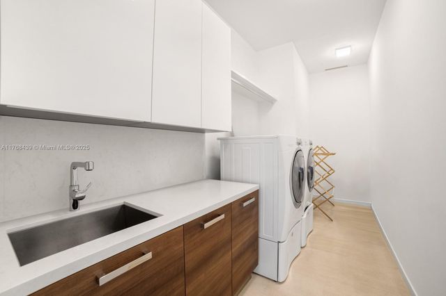 4780 SW 86th Ter, Miami, FL 33143