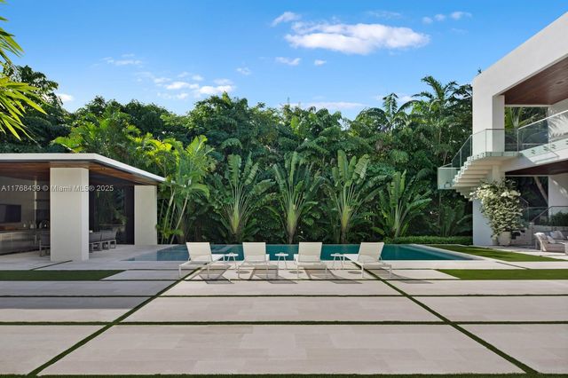 4780 SW 86th Ter, Miami, FL 33143