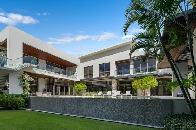 4780 SW 86th Ter, Miami, FL 33143