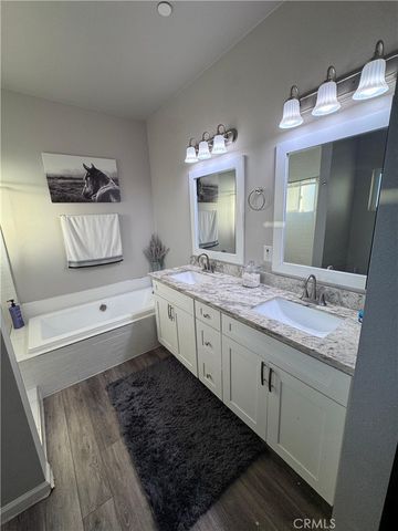 11843 Ivy, Hesperia, CA 92345