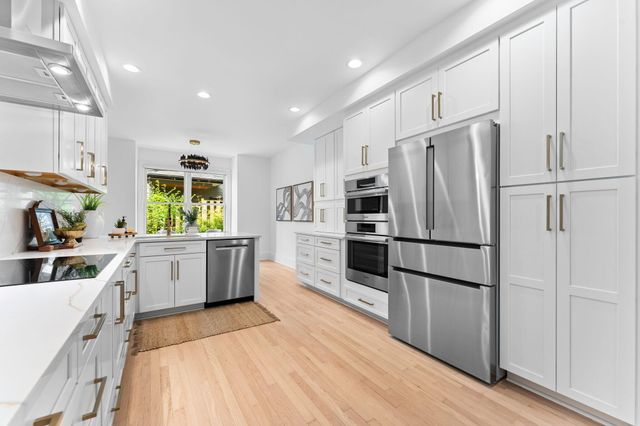 709 N 5th Avenue, Ann Arbor, MI 48104