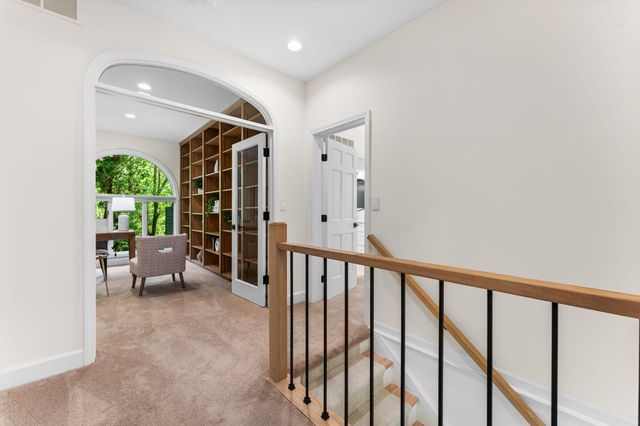 709 N 5th Avenue, Ann Arbor, MI 48104