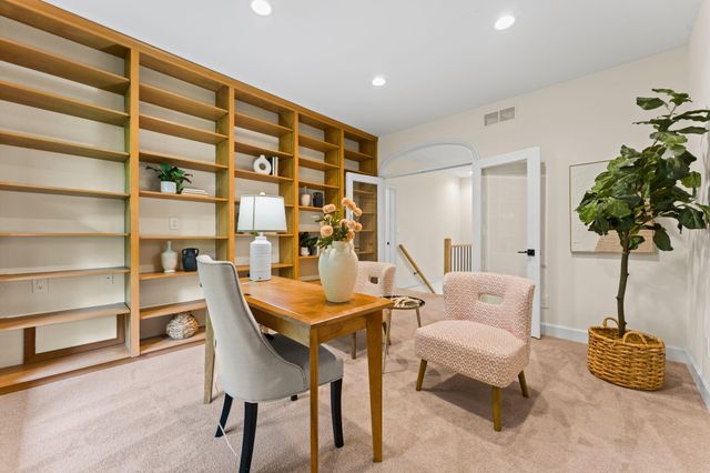 709 N 5th Avenue, Ann Arbor, MI 48104