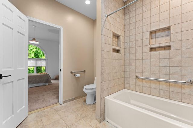709 N 5th Avenue, Ann Arbor, MI 48104