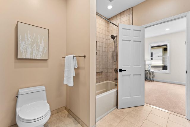 709 N 5th Avenue, Ann Arbor, MI 48104
