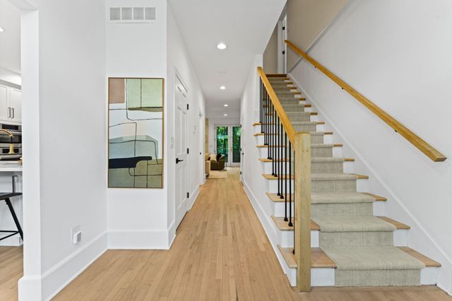 709 N 5th Avenue, Ann Arbor, MI 48104