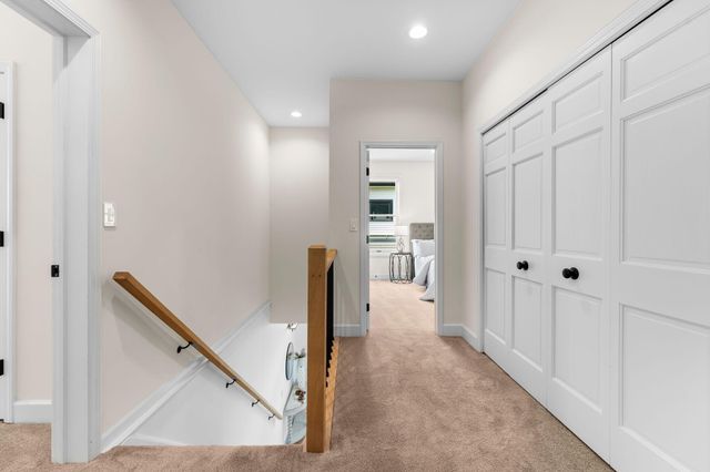 709 N 5th Avenue, Ann Arbor, MI 48104