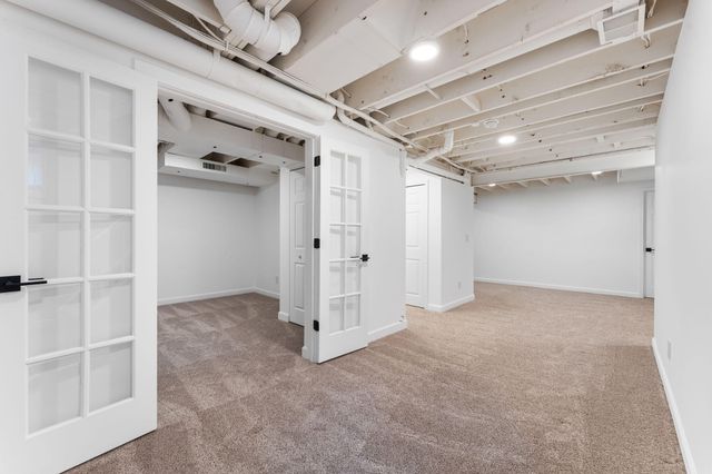 709 N 5th Avenue, Ann Arbor, MI 48104