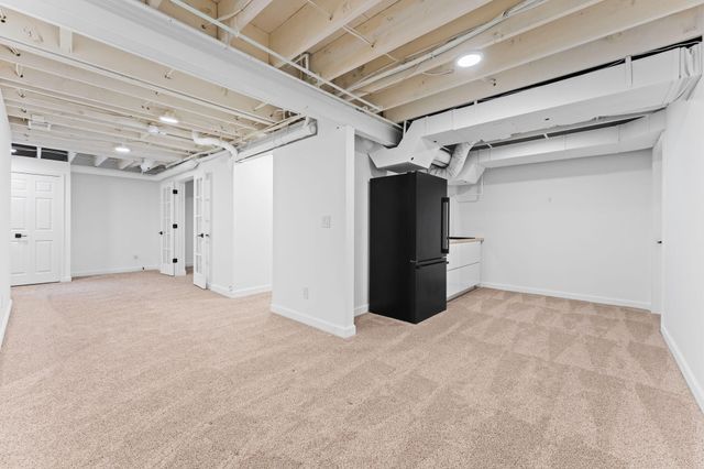 709 N 5th Avenue, Ann Arbor, MI 48104