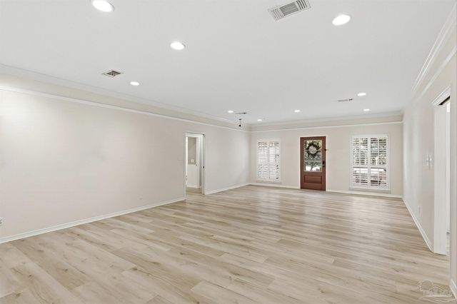 2437 W Bayshore Rd, Gulf Breeze, FL 32563