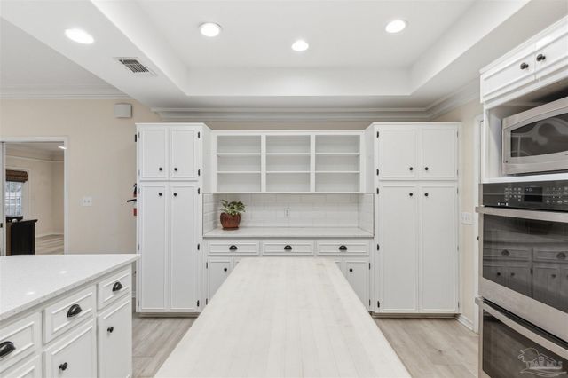 2437 W Bayshore Rd, Gulf Breeze, FL 32563