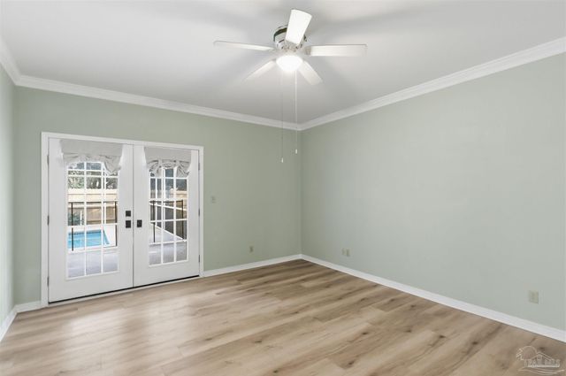 2437 W Bayshore Rd, Gulf Breeze, FL 32563