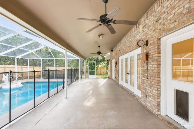 2437 W Bayshore Rd, Gulf Breeze, FL 32563