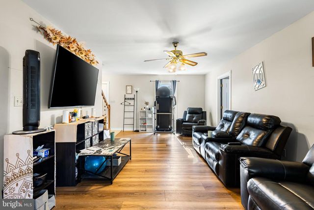 139 WAKEFIELD ST, Montross, VA 22520