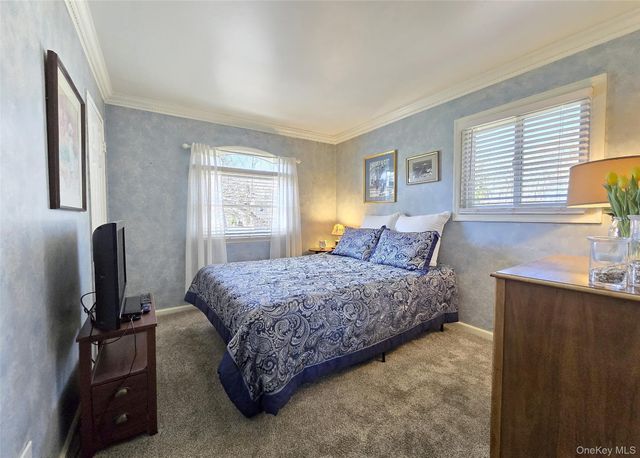 153 Jackson Avenue S, Saint James, NY 11780