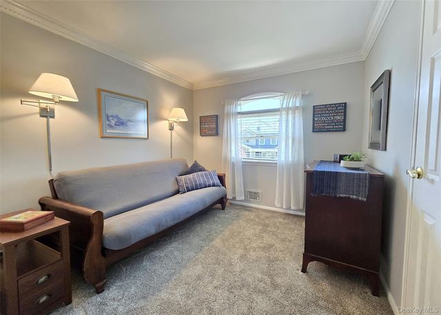 153 Jackson Avenue S, Saint James, NY 11780