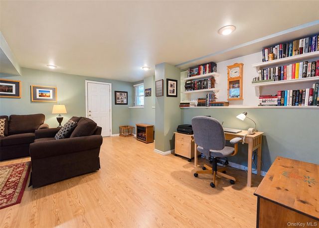 153 Jackson Avenue S, Saint James, NY 11780