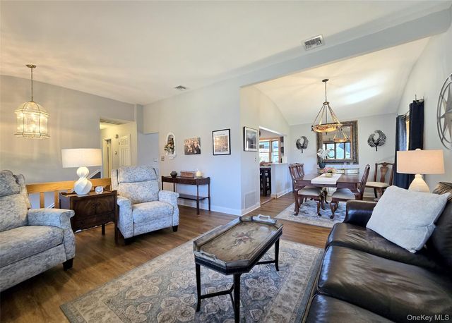 153 Jackson Avenue S, Saint James, NY 11780