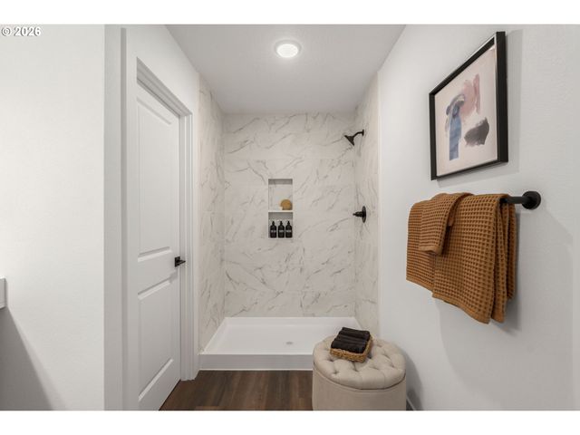 19836 Sw Lou Ln L-22, Beaverton, OR 97007