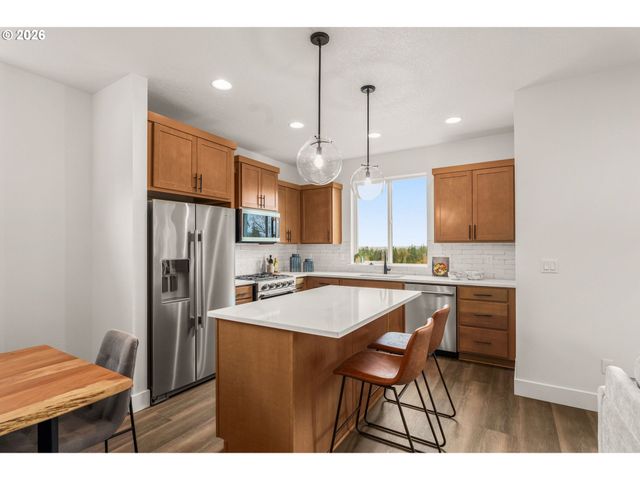 19836 Sw Lou Ln L-22, Beaverton, OR 97007