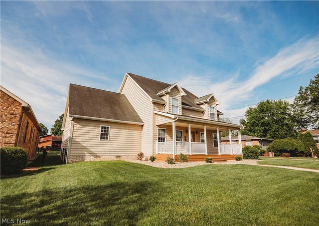 100A 37th Street, Vienna, WV 26105