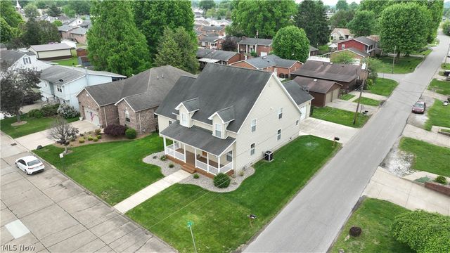 100A 37th Street, Vienna, WV 26105