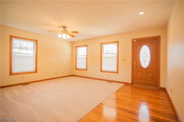 100A 37th Street, Vienna, WV 26105