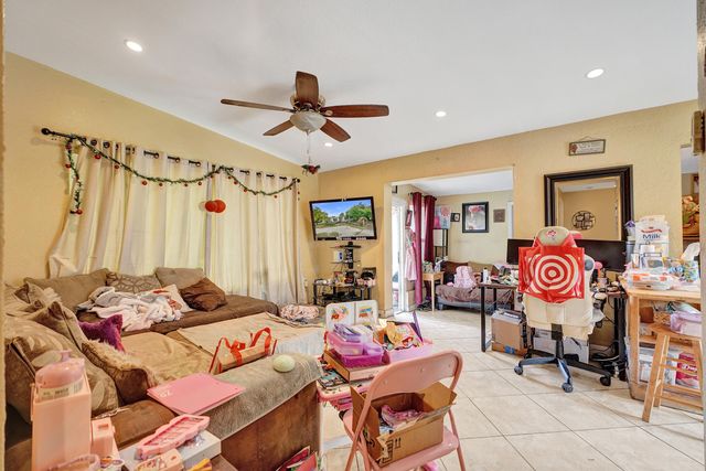3630 SW 40th Street, West Park, FL 33023
