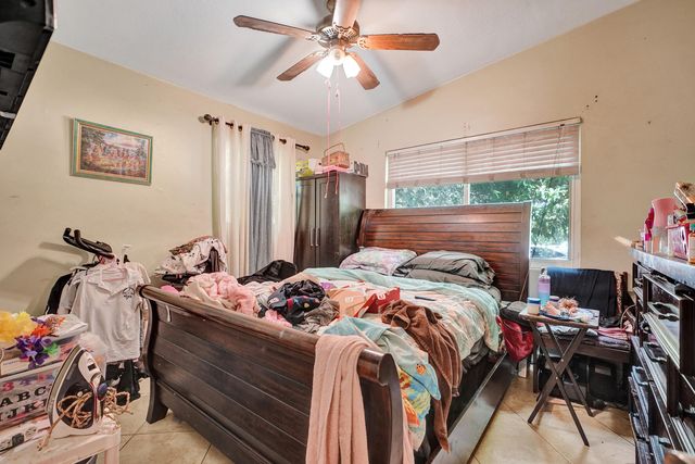 3630 SW 40th Street, West Park, FL 33023