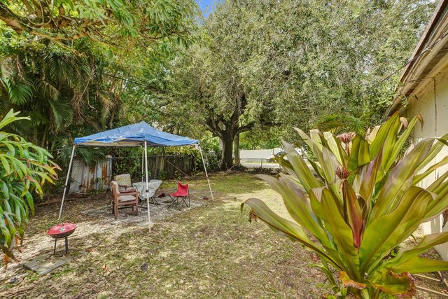 3630 SW 40th Street, West Park, FL 33023