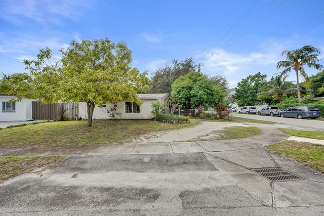 3630 SW 40th Street, West Park, FL 33023