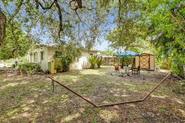 3630 SW 40th Street, West Park, FL 33023
