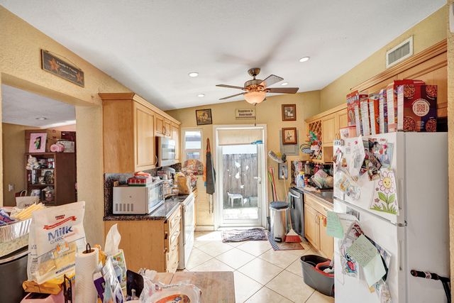 3630 SW 40th Street, West Park, FL 33023