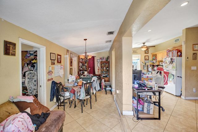 3630 SW 40th Street, West Park, FL 33023