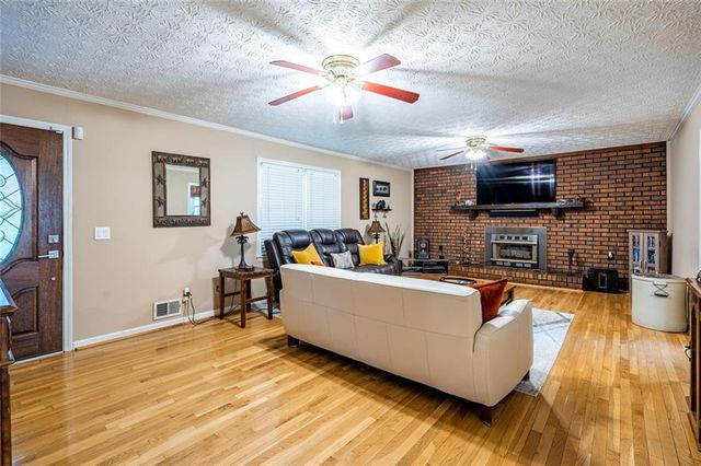 465-A Dobbs Road B, Woodstock, GA 30188