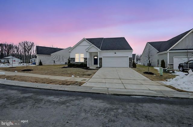 676 MAYFIELD FALLS DR, Newark, DE 19702